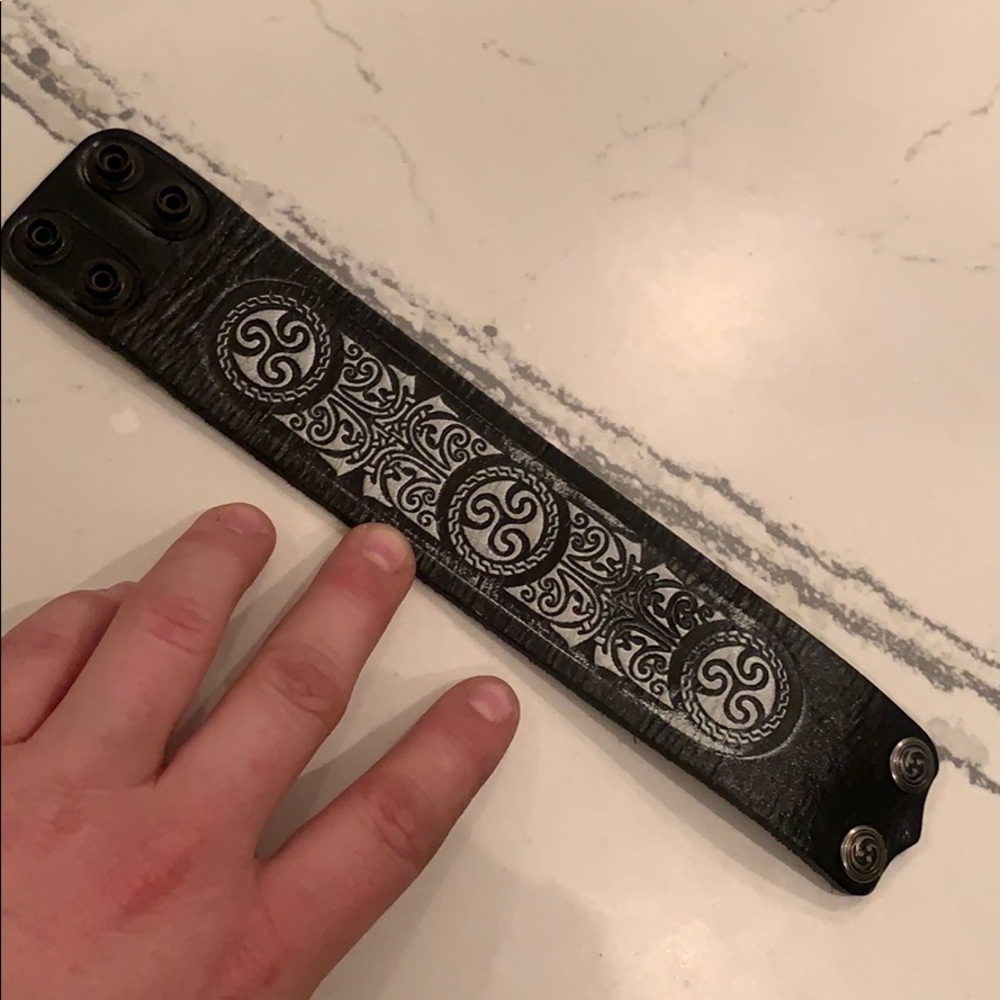 Leather bracelet